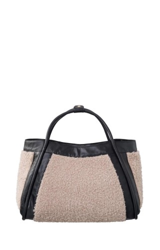 leather-bag-with-lammy-details-black_1440x.jpg