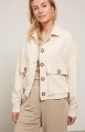 Yaya-02-001012-305-oversized-jasje-met-zakken-knopen-en-een-trekkoord-summer-sand_e24eefa0-2e2a-4f59-8824-54b7804222c0_768x.jpg