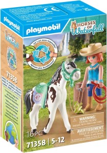  Ellie i Sawdust ćwiczące western riding 