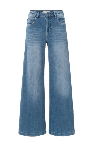 denim-trousers-with-extra-wide-legs-and-high-waist-light-blue-denim_5d78aa33-b60d-43a5-86b2-7607268a1965.jpg
