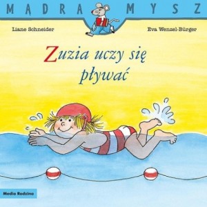 Zuzia uczy się pływać