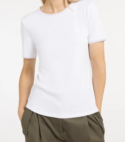 t-shirt-with-mesh-details_a58c9172-6a8d-45ec-a439-a8ca07a7ff4e.jpg