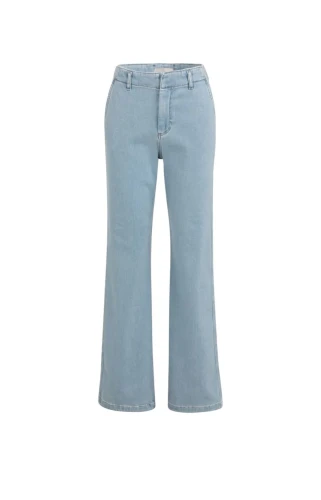 chino-jeans-with-straight-legs-and-welt-pockets-l34.webp