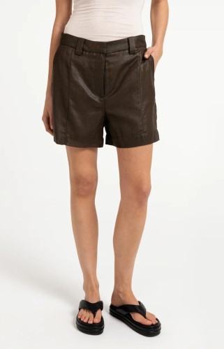 high-waist-shorts-with-subtle-sheen_b7bbd30a-99f5-4d4b-b493-ec626a9b3e71.jpg