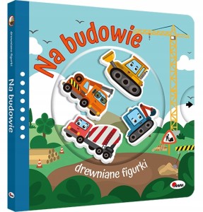 Drewaniane figurki na budowie